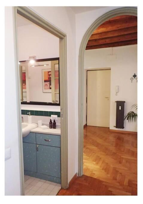 Urban House - Elegant Apartment Brera Milan Center Luaran gambar